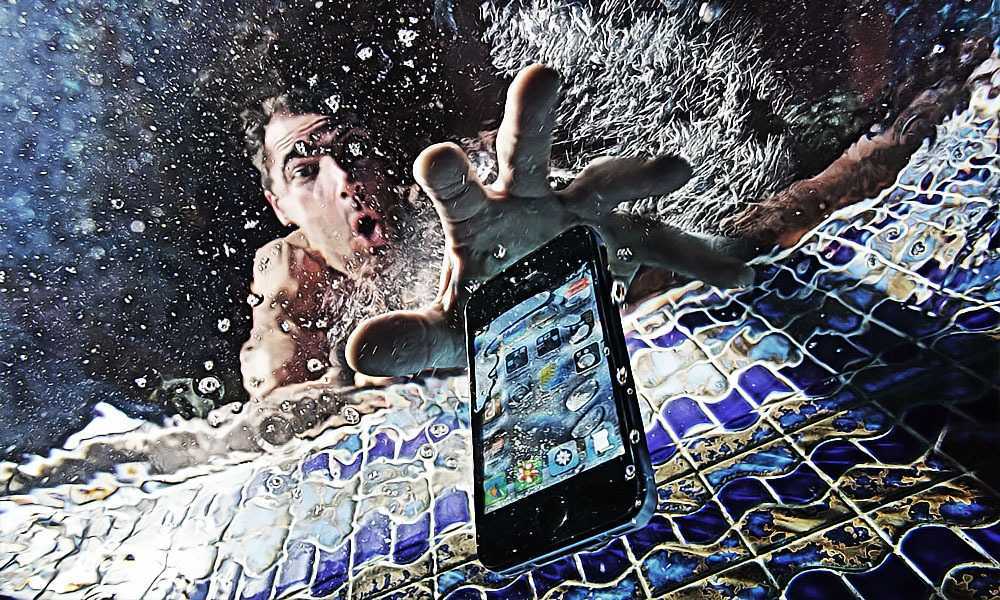 Что делать, если утопил iphone 6, а он не включается