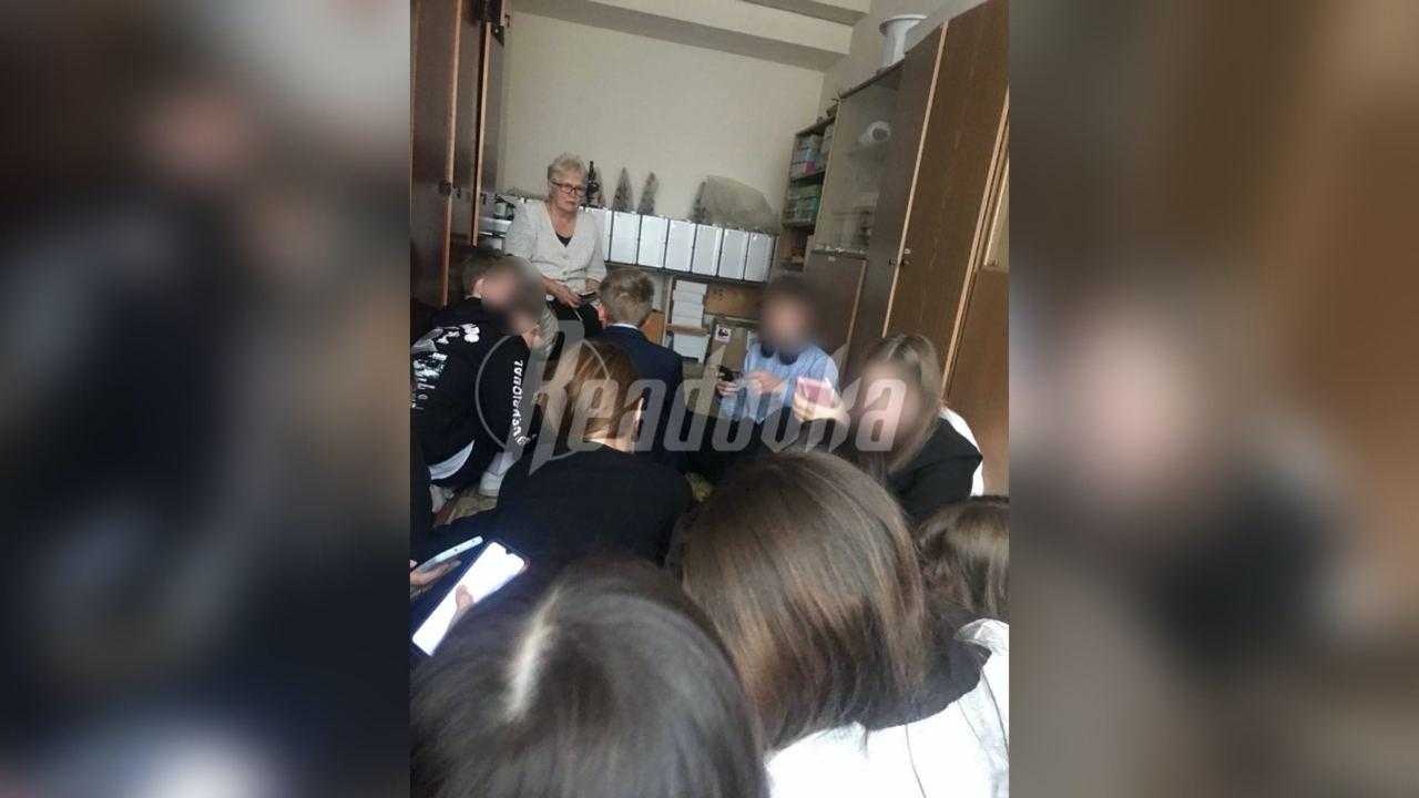 Пользуюсь iphone 13 pro целый год. почему не меняю на 14 pro, хотя легко могу