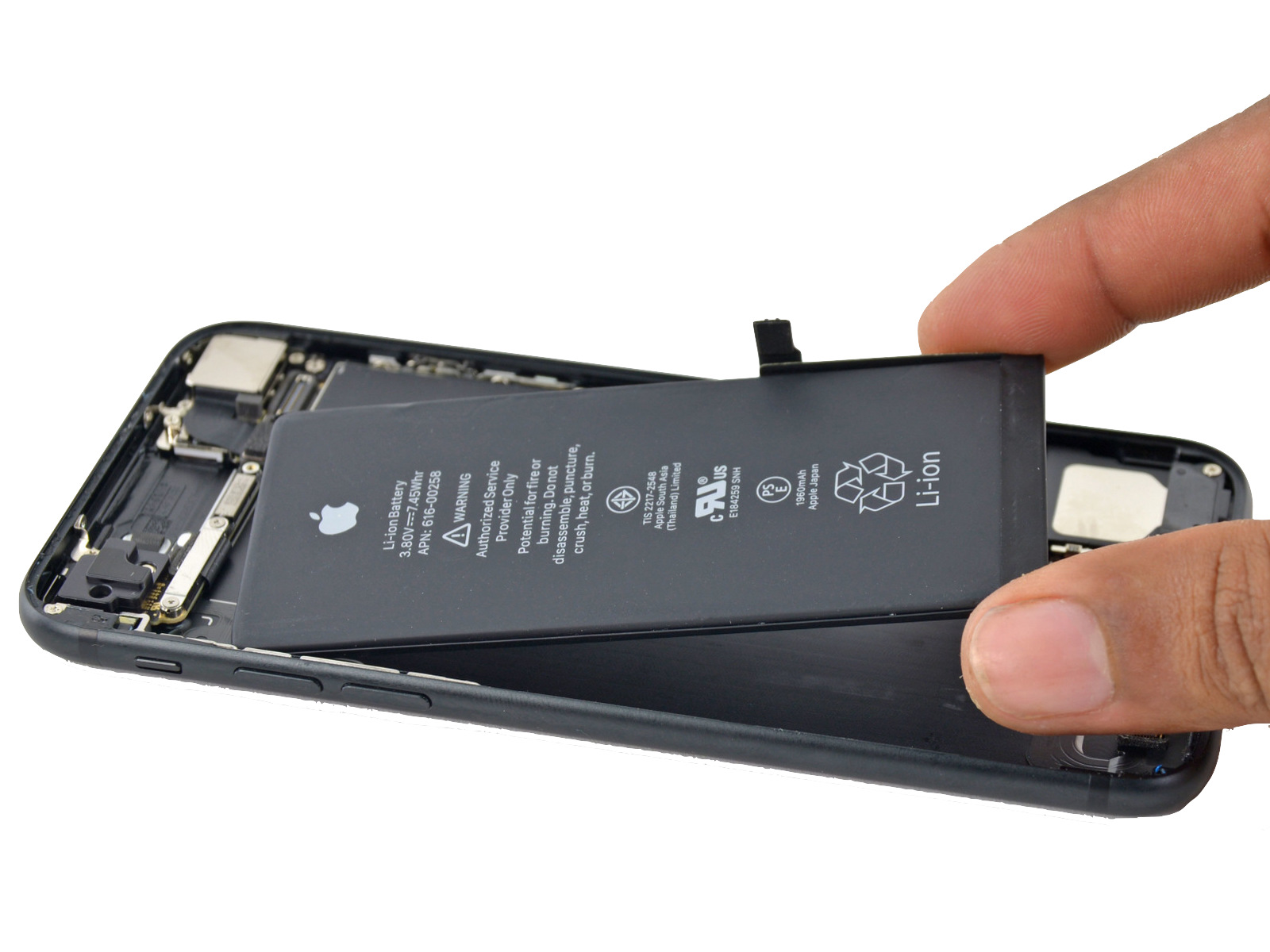 Как увеличить время автономной работы iphone 14