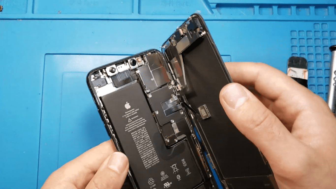 Как отличить оригинальный экран iphone 8 и 8+ от восстановленного?