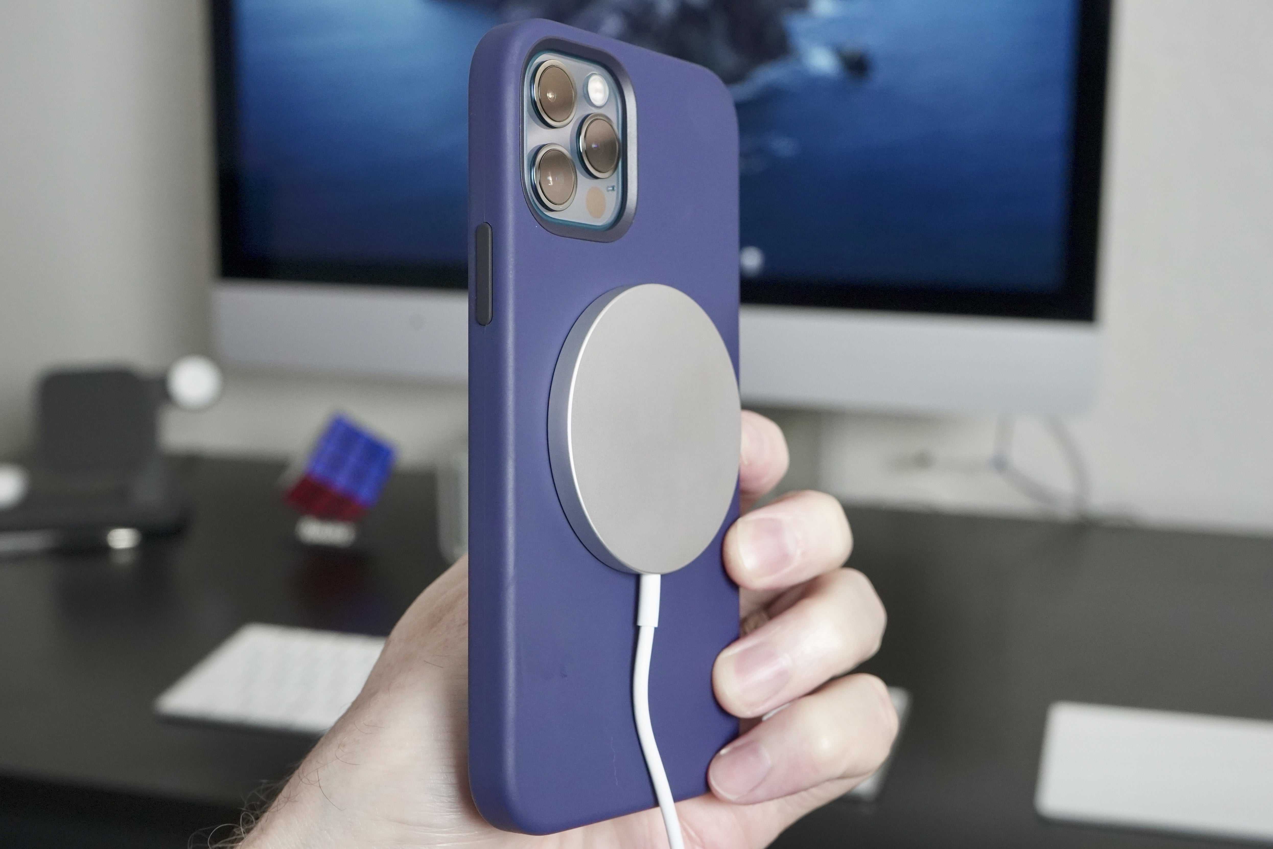 Как зарядить айфон 14 от повербанка. как правильно зарядить iphone 14 от power bank: подробный руководство от эксперта