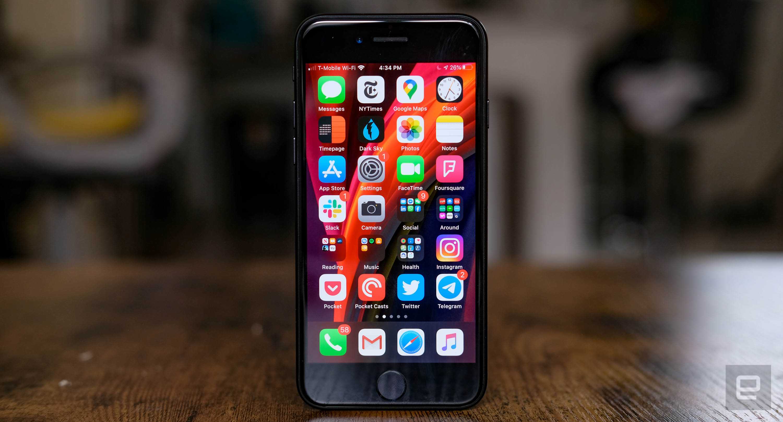 Самый полный обзор iphone se 2 (2020): покупать или нет?
