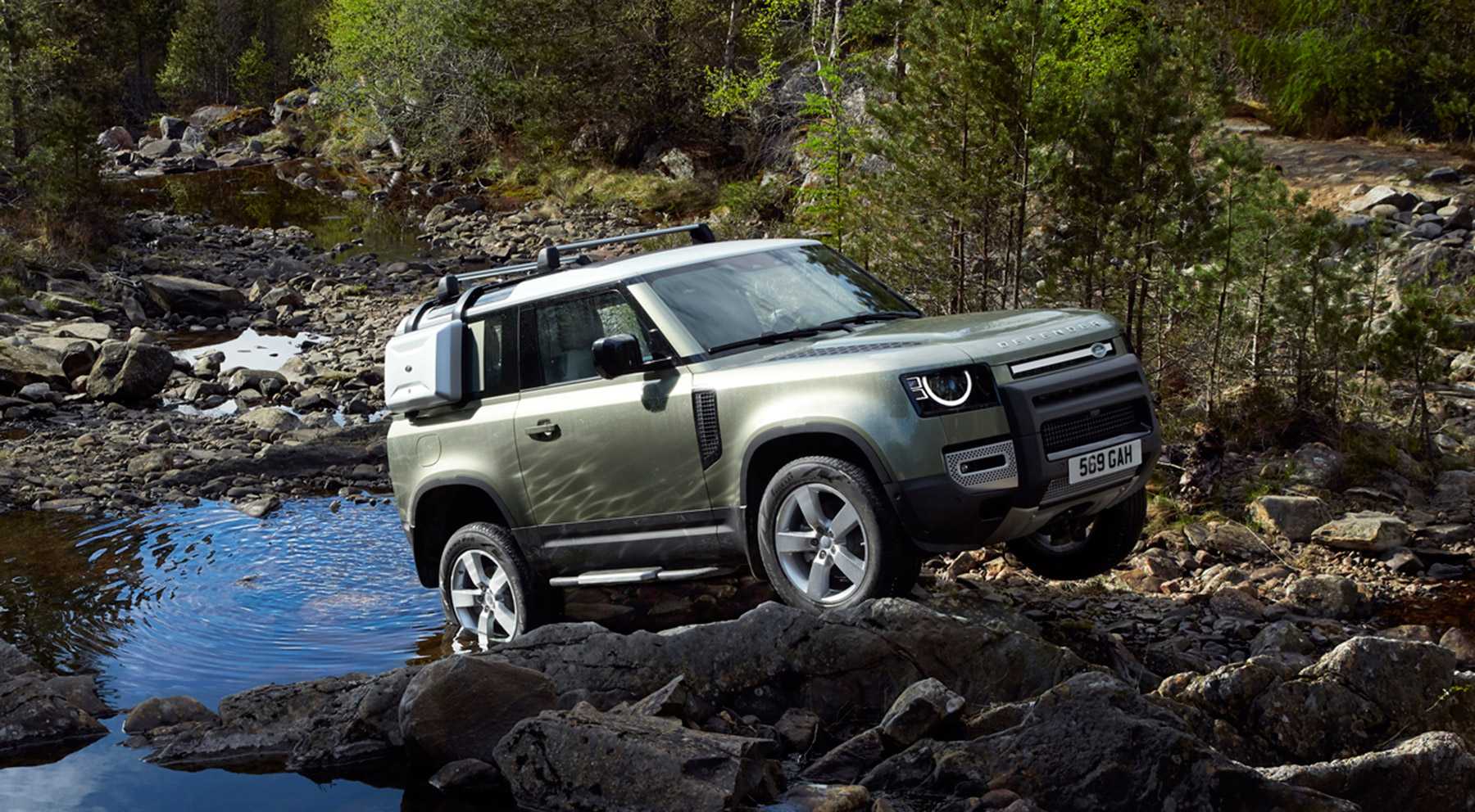Ineos grenadier looks a lot like the old land rover defender, and that's the point